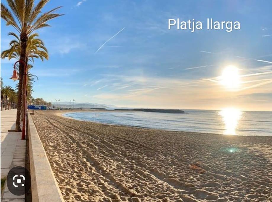 Apartamento Piso Centrico For4 Cerca Barcelona La Casa De Sonia Vilanova i la Geltrú Exterior foto
